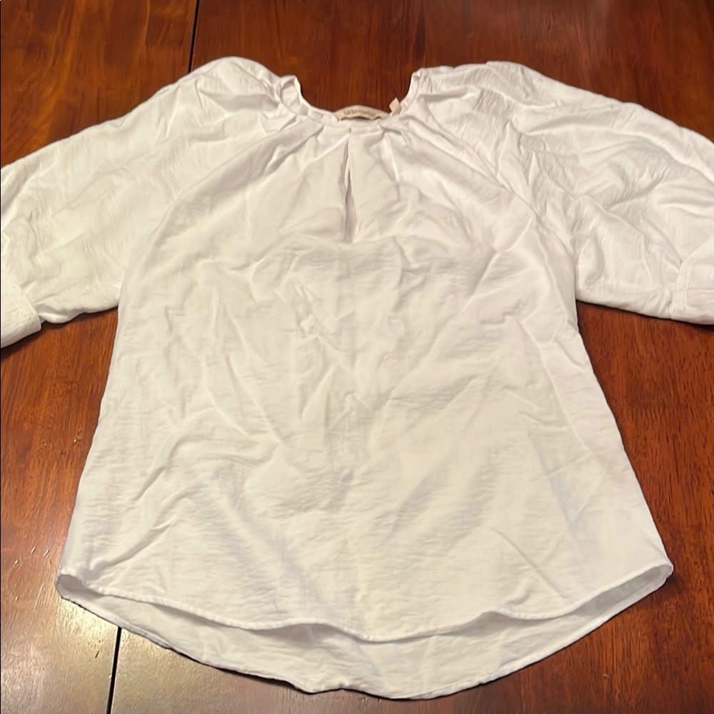 Soft Surroundings Elegant White puffed short sleeves rayon nylon blend small - Picture 2 of 13